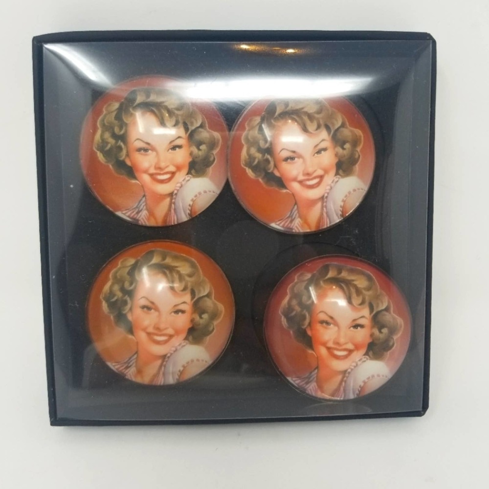 Set/4 Retro Magnets 2 Inch NEW in Box
